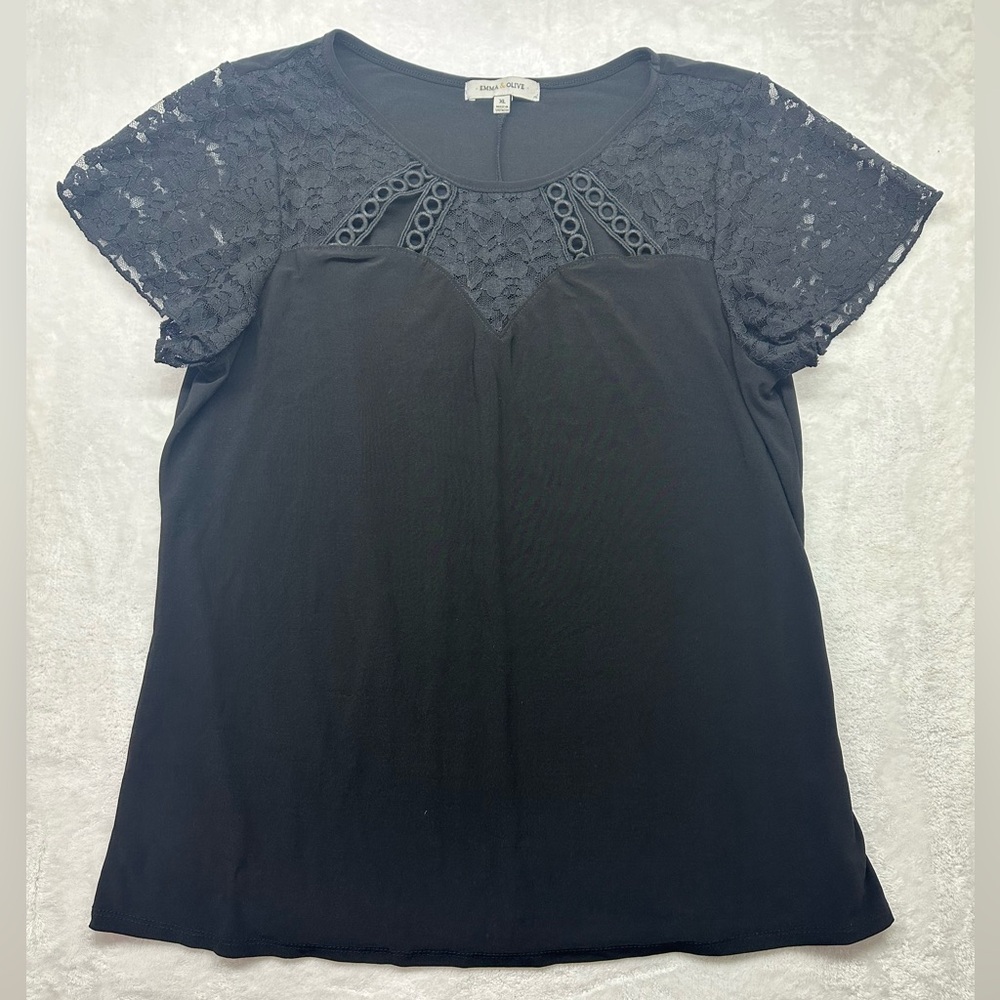 Emma & Olive Black Lace Short Sleeve Top
